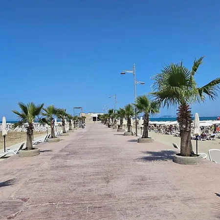 Seaside Escape - 50 M To Shore 2 * Golem (Tirana)