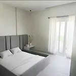 Apartment Seaside Escape - 50 M To Shore 2